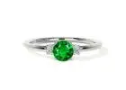 Classic Three Stone Round Emerald Ring (0.60cttw)