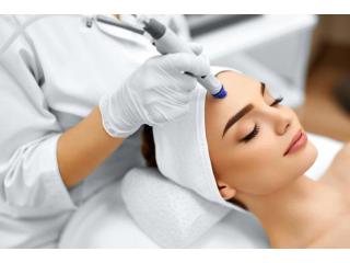 Rejuvenating Acne Facials in Beverly Hills, CA | Clear & Glow