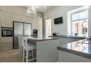 Beautiful Quartz Countertops in Ocala | BURNS Woodworking LLC