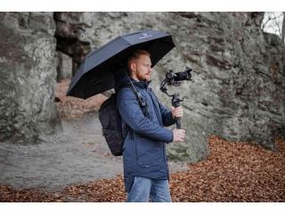 Use Umbrella Holder Hands Free to Stay Dry Anywhere and Anytime