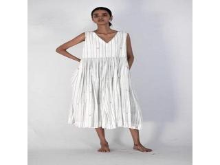 Flowing Sustainable Maxi Dresses for Ethical Everyday Style