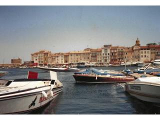 Don't judge a book by its cover Bizdude