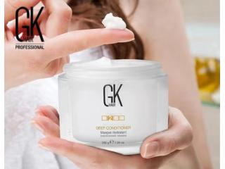 Revive Damaged Hair with a Deep Conditioner in