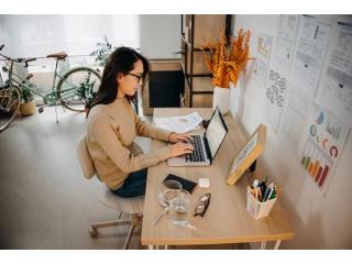 Earn a 6-Figure Passive-Income Online (Free Training!!!)