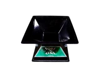 How do you stack golf balls on a driving range