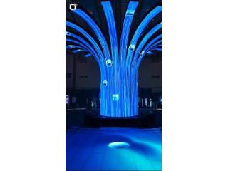 Dubai’s Next-Level Visuals: Anamorphic Screen Pillars in Action