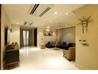 What materials are commonly used in luxury furniture to ensure durability and elegance?