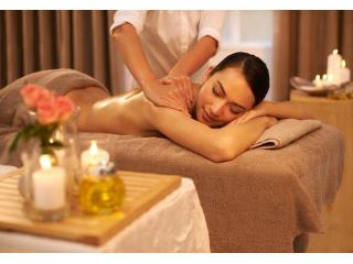 Aurum Spa In Andheri 9152818158