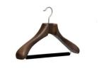 Why Choose a Trouser Hanger for Perfect Closet Style?