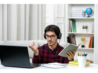 Learn French Easily with Online Classes in Canada