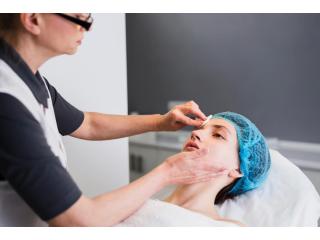 Hormonal Acne Treatment in Delhi at Iksana wellness