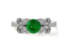 Elegant Vintage Emerald Ring for Proposal