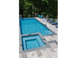 Farmhouse in Noida with Swimming Pool