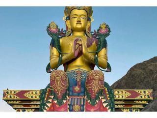 Discover the Magic of Ladakh with a 6-Day Tour Package