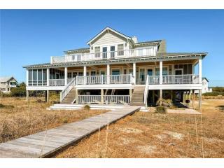 Bald Head Island Luxury Rentals for a Peaceful Coastal Vacation