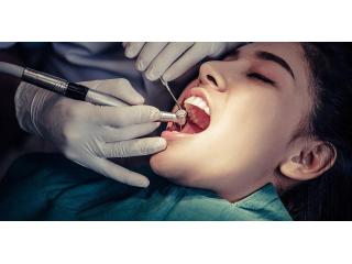 Best Dentist in Gurgaon - Dr. Manoti Sehgal