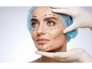 The Role of a Plastic Surgeon in Reconstructive vs Cosmetic Surgery