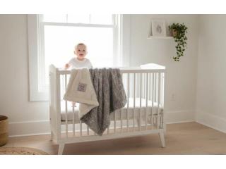 Cute and Cozy Plush Baby Blankets for Every Season