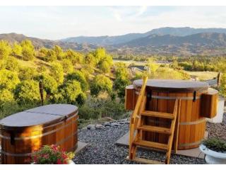 Japanese Style Soaking Tub by Northern Lights Cedar Tubs