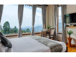 Luxury Accommodation in Mukteshwar for an Unforgettable Mountain Retreat