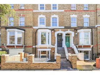 How to Rent Out My Property Hackney with Local Letting Experts