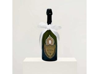 Wine Gifts for Wedding – Elegant Gift Baskets & Champagne