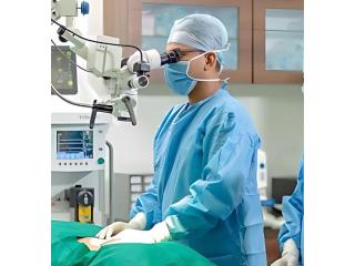 Experienced Spine Surgeon in Ahmedabad for Advanced Spine Care