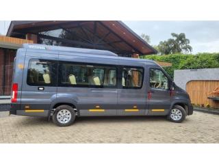 Luxury 9 Seater Urbania Booking