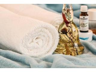 No Oil Massage Therapy in Golpark Kolkata for Relaxation