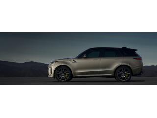 Experience Premium Vehicle Care with Land Rover Services in Davie