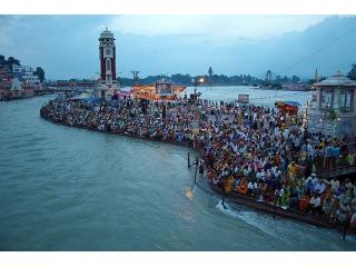 Delhi to Haridwar Rishikesh Tour Package by Car | Best Price & Private Cab