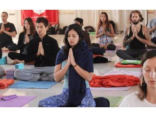 Best Yoga Retreat in Rishikesh India – Tattvaa Yogashala