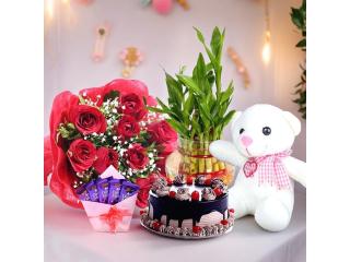 Wedding Anniversary Hampers | Personalized Anniversary Gift Hampers
