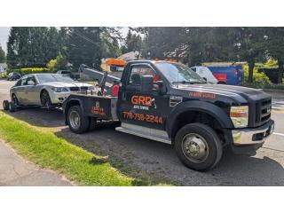 24/7 Emergency Tow Truck Surrey | Fast, Reliable & Affordable Roadside Help