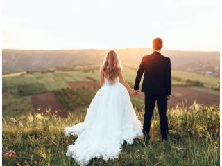 Best Wedding Officiants in NYC for a Ceremony That Truly Reflects Your Love