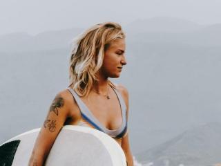 Surfing Clubs Tenerife | She-surfs.com