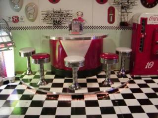 Get chic diner booths from Bars and Booths the reputed Retro furniture manufacturers