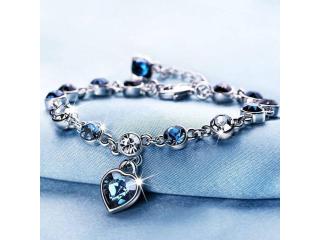 Jewellery Gifts Online for Women & Girlfriend | Personalized Gifts & Same Day Delivery