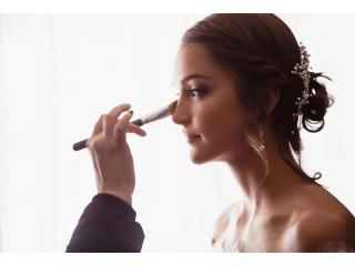 Why Choose a Wedding Glam Artist Vaughan for Your Day?