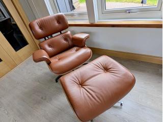 Eames Lounge Chair – Comfort That Holds Up Over Time