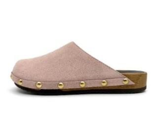 Women's Clog Shoes with Handmade Craftsmanship and Scandinavian Style