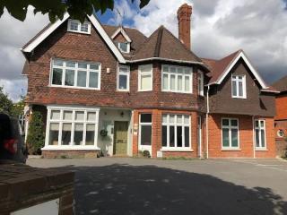 Dentist in Pangbourne – Woodborough House Dental
