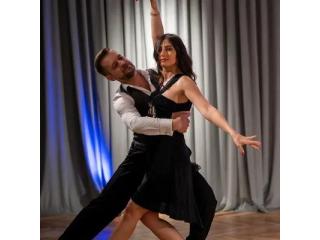 Get Dance Lessons for Couples in Abu Dhabi for Fun and Easy Learning