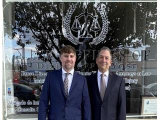 Immigration Lawyer Free Consultation
