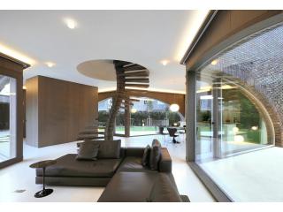 Bespoke Villa Interior Design & Fit-Out Services in Dubai | Modular Interiors LLC