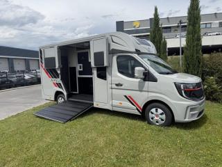 Horse Trucks Seller – Premium Horse Vehicles for Sale