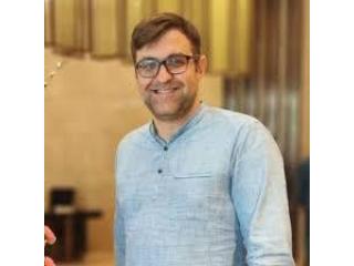 Reza Kavosh: Petrochemical Trade Executive & Peace Advocate