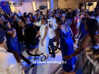 Celebrate Your Special Day With a St Louis Wedding DJ