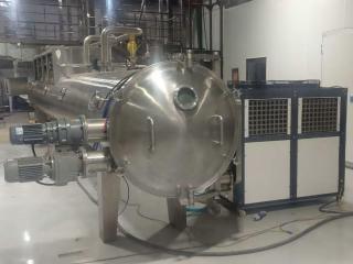 Vacuum Dryer for Low Temperature and Gentle Industrial Drying