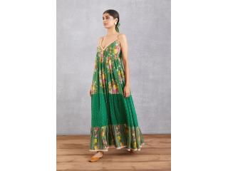 Designer Dresses for Ladies That Make Every Occasion Feel Special